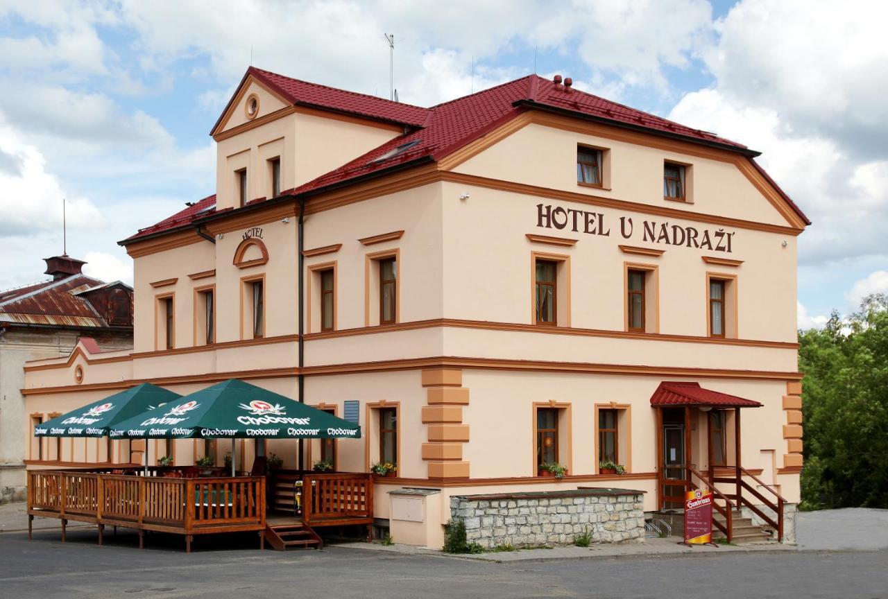 Hotel U Nadrazi Město Extérieur photo